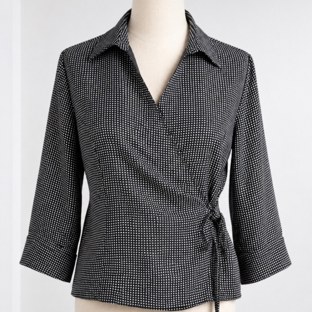 Anne Carson Silk Wrap Blouse  Black & White Tie Side Top Size Large